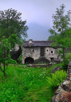 stone cottage architecture